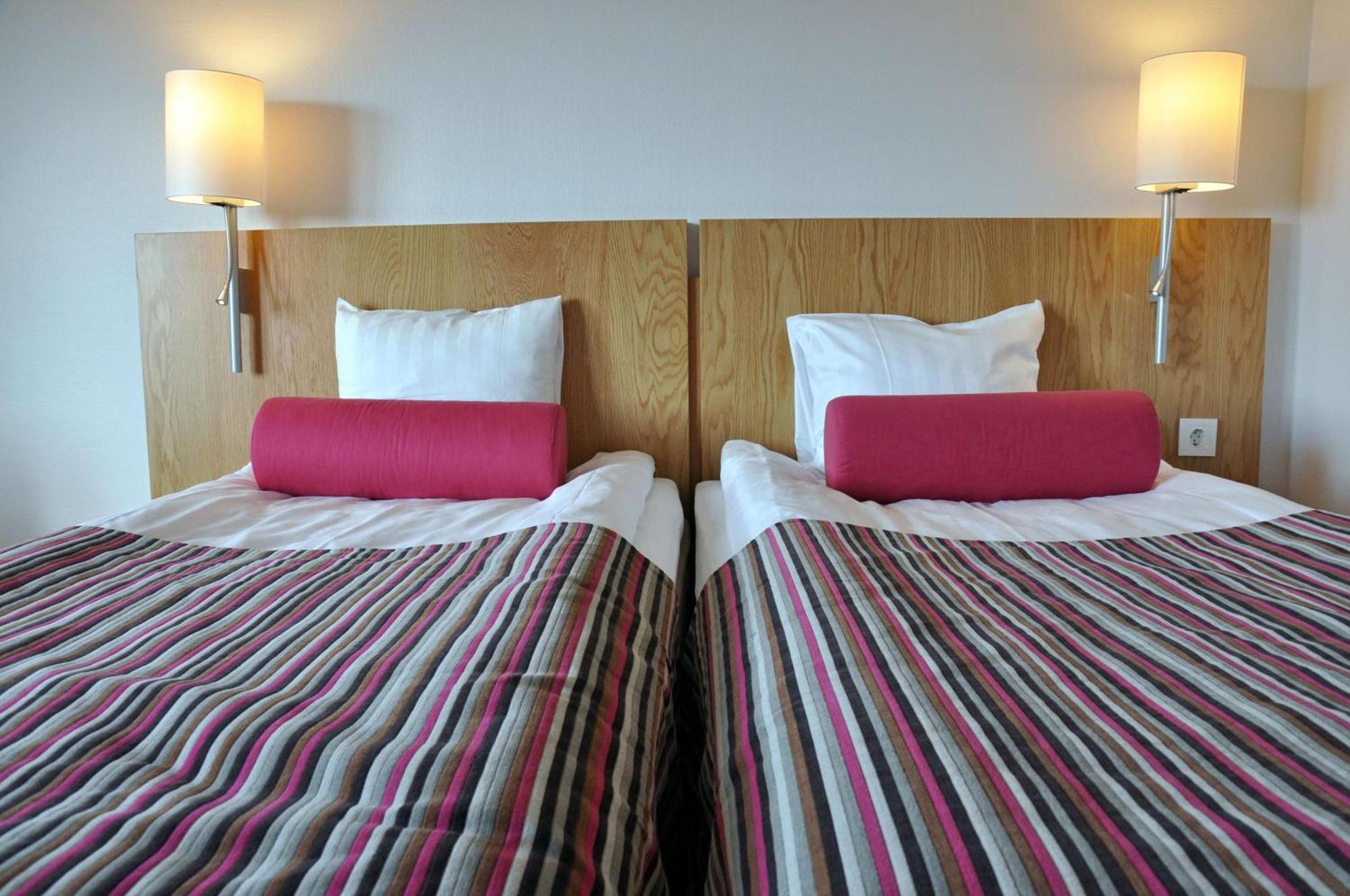 Hotel Scandic Järva Krog 4*